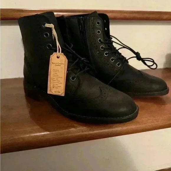 Fat face  NWT combat boots. Spring/Fall season start - Picture 1 of 6
